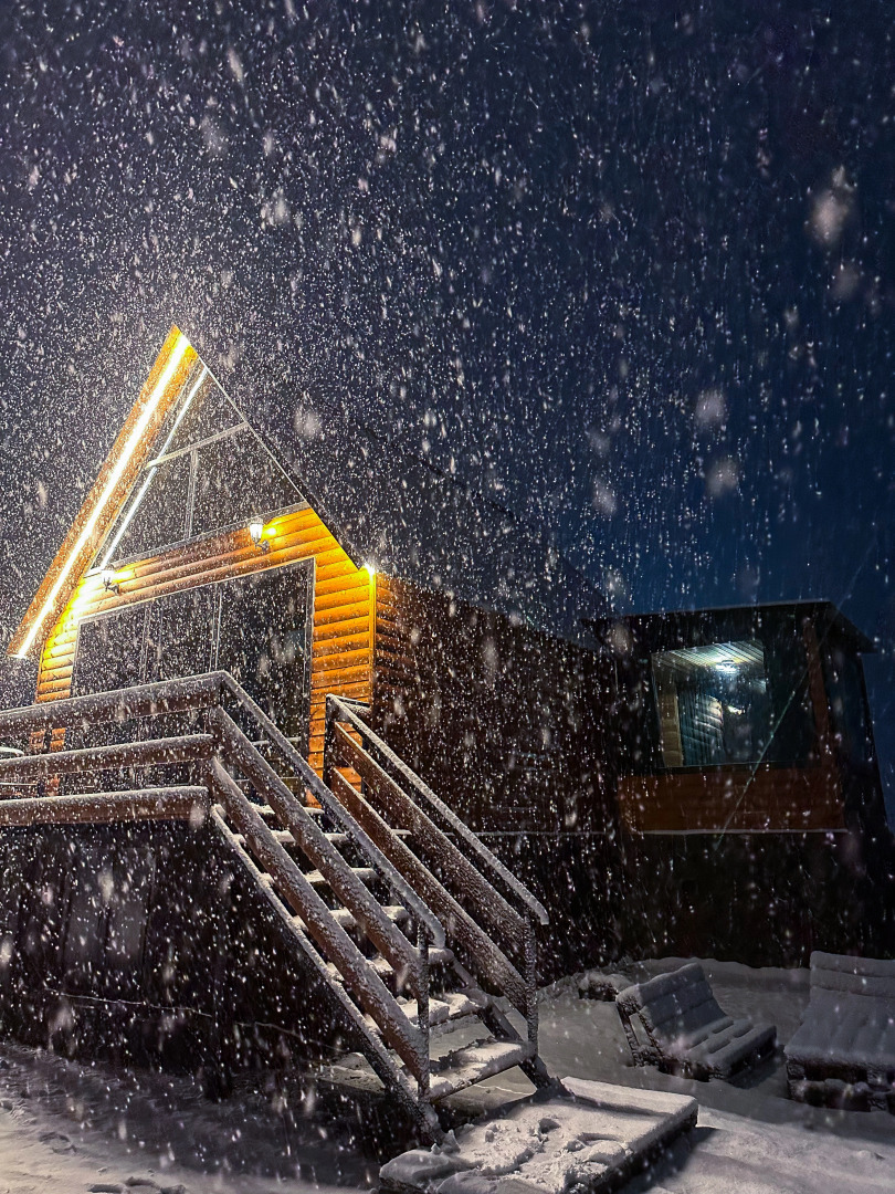Шале Kazbegi Inn Cottages
