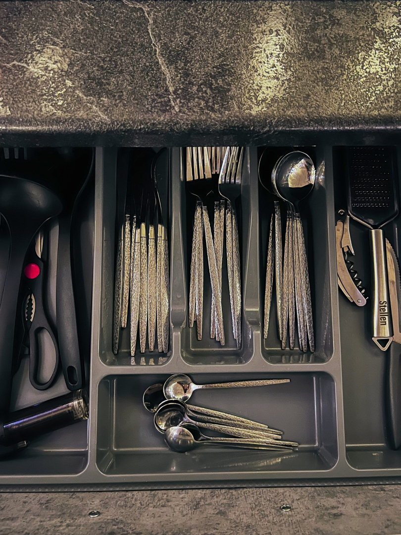 Частный дом  Belov House  с панорамным остеклением у леса