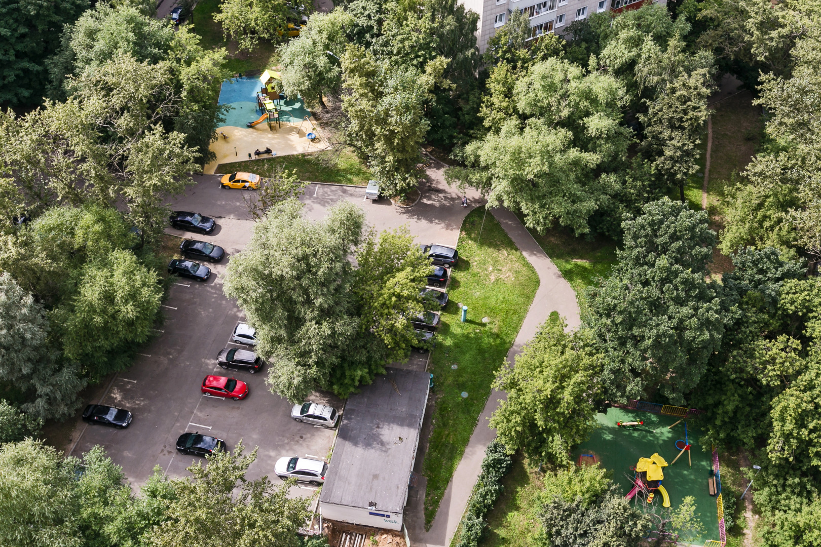 Double Tower Apartment on Dmitry Ulyanov St