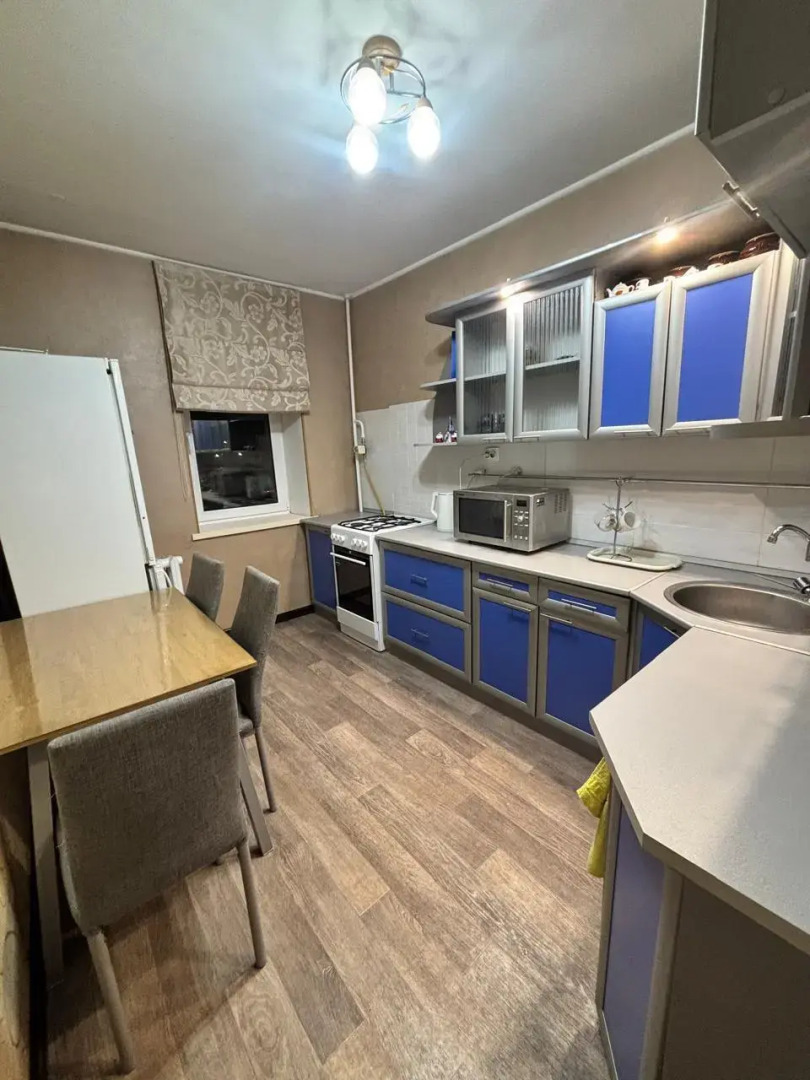 Квартира комфортная двушка на Караная Муратова