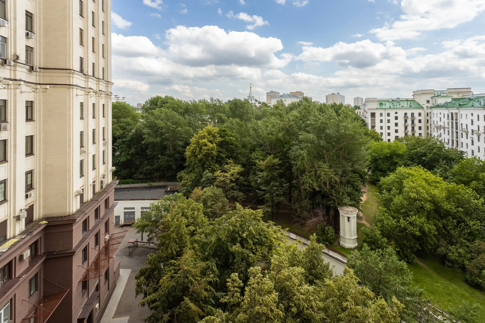 Апартаменты Стандартные с Односпальными Кроватями