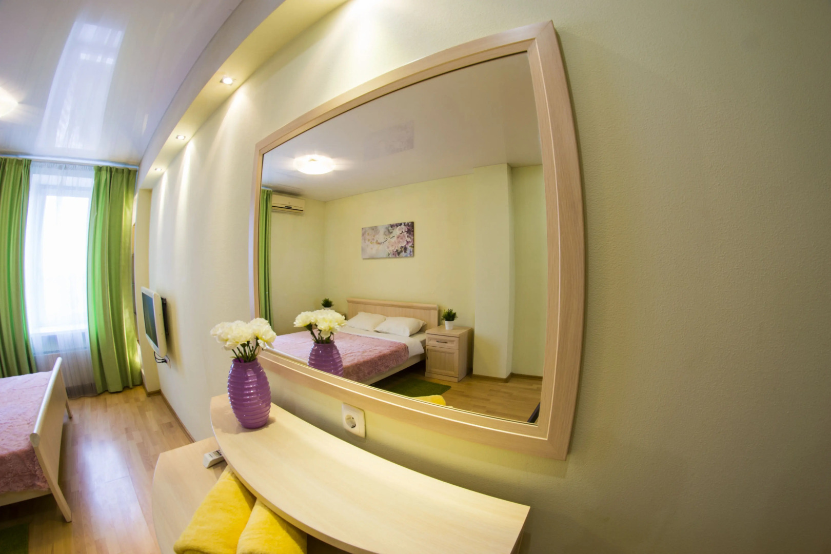 Апартаменты на Декабристов