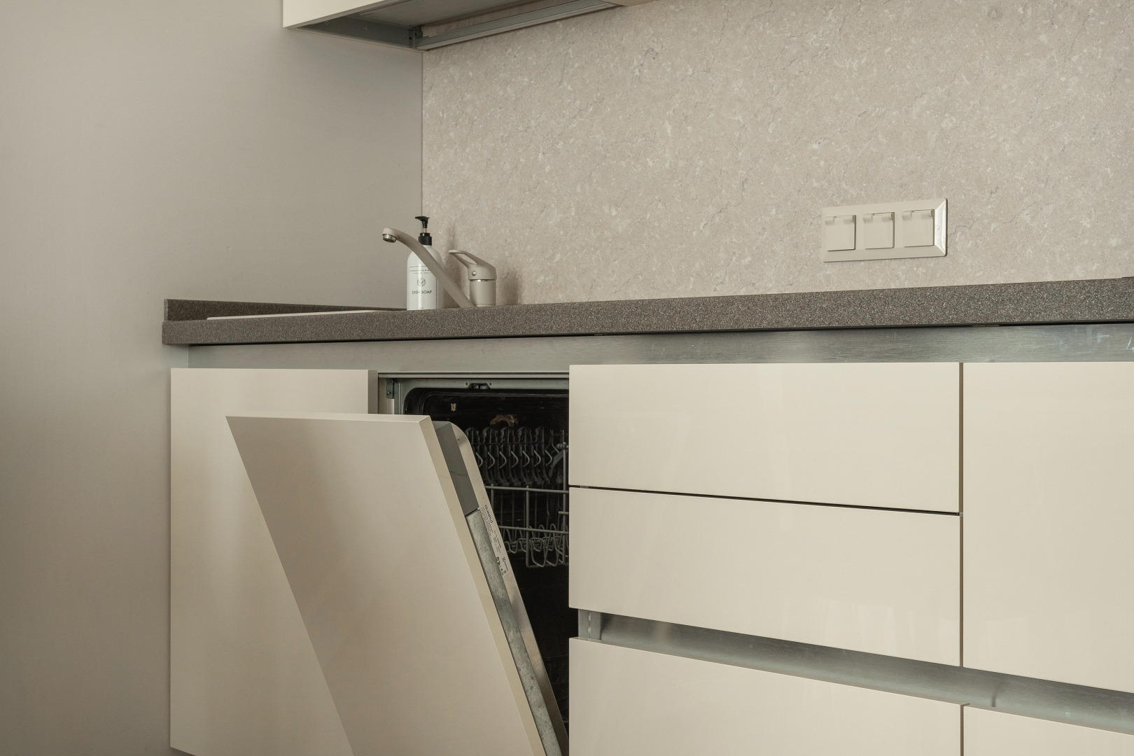 Апартаменты на Береговом проезде 5к2