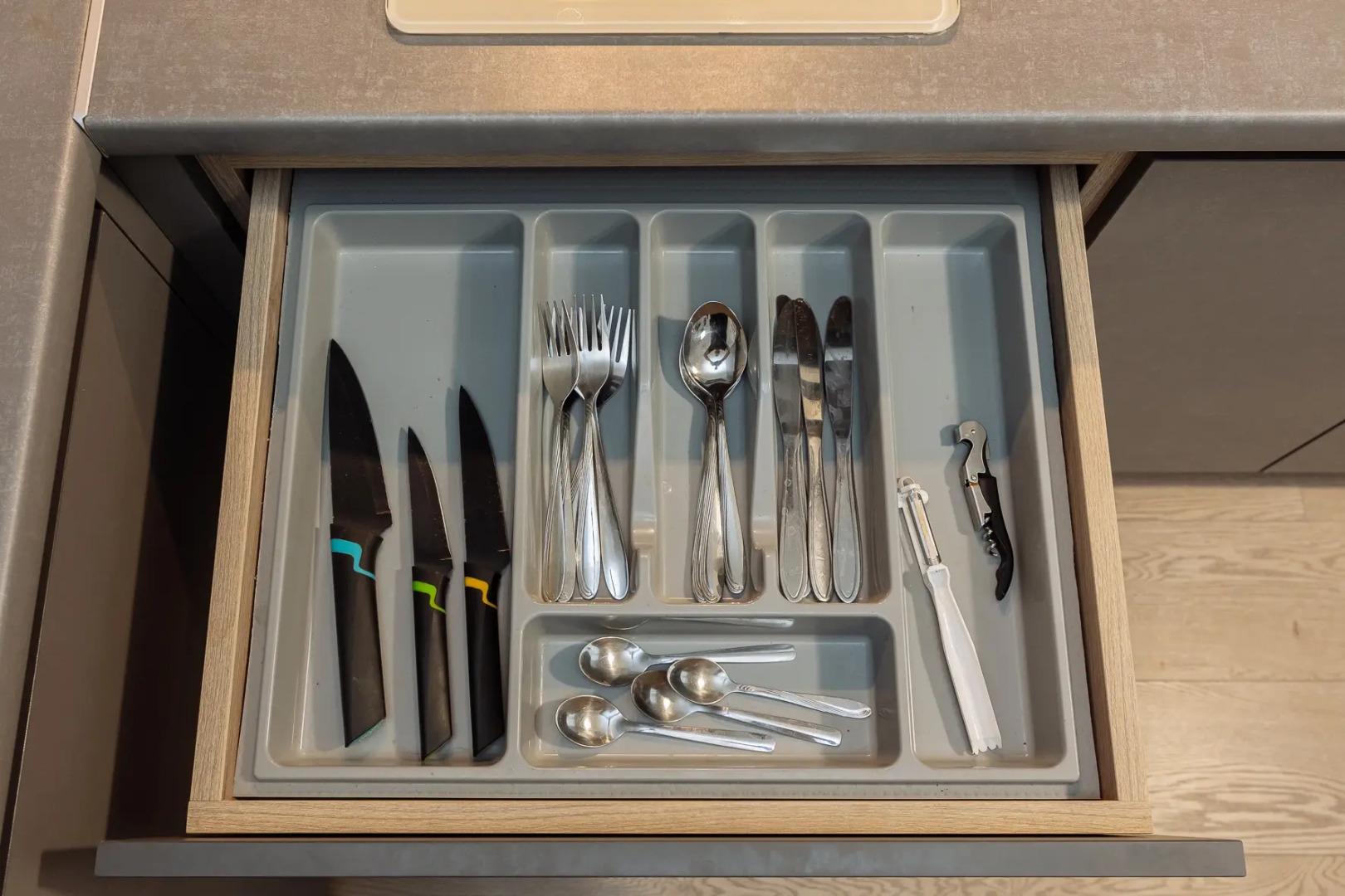 Квартира Букинг39 на набережной реки Преголь