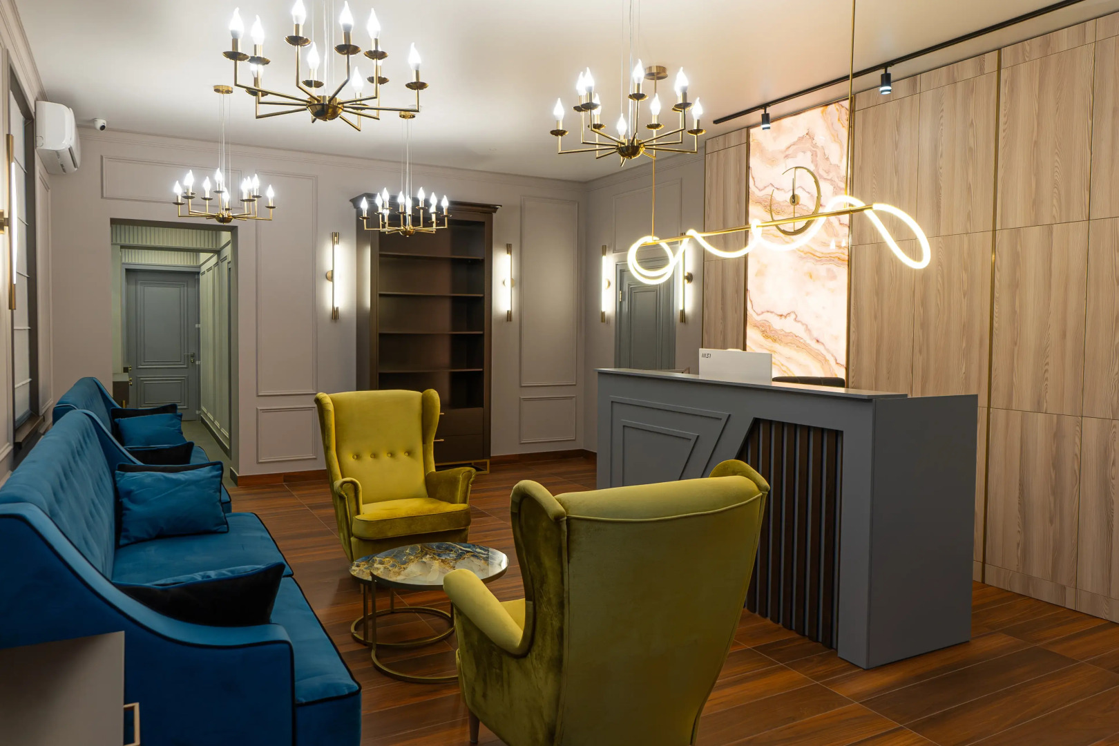 Петровский дворик