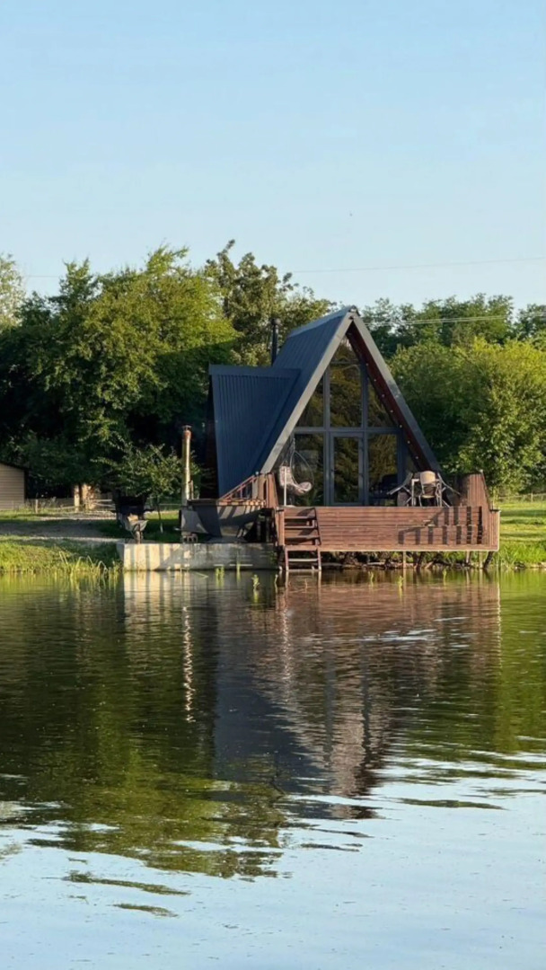 Частный дом С баней и чаном с видом на озеро