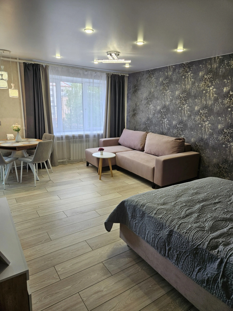 Апартаменты на Крестовой 124