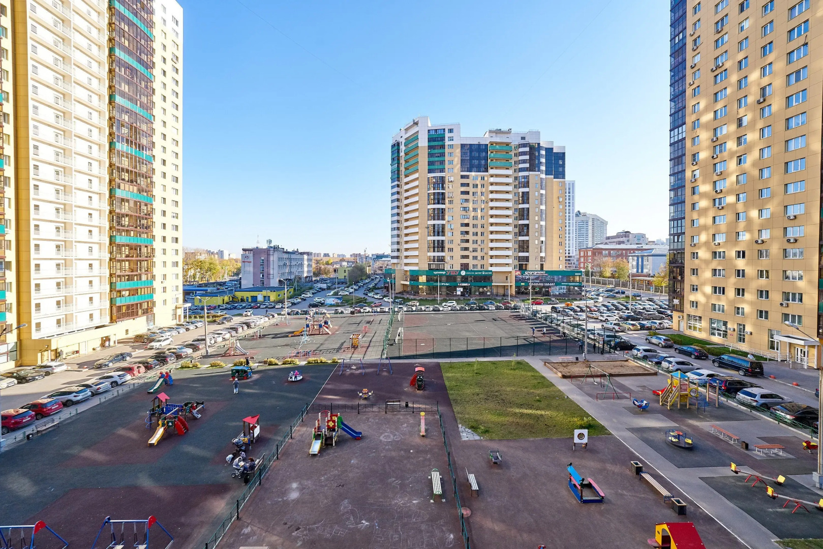 Квартира Евродвушка на 5 человек в ЖК Солнечный город по адресу Николая Островского 93/в