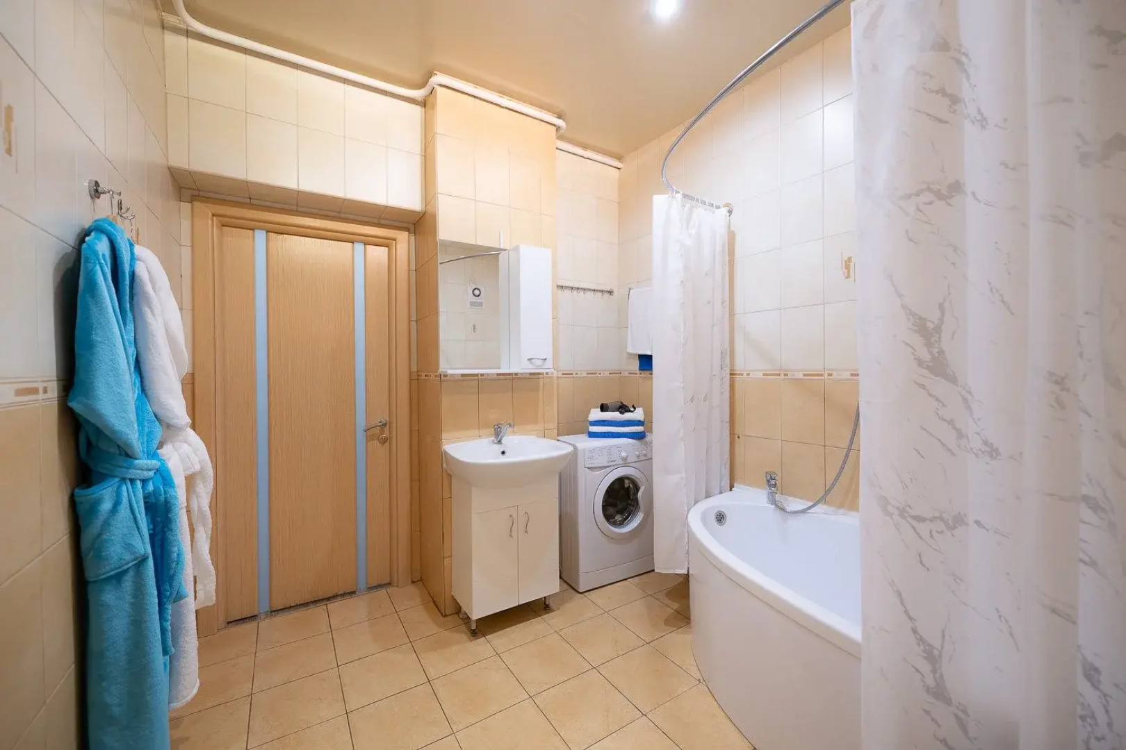 Апартаменты Пять Звёзд на Площади Революции