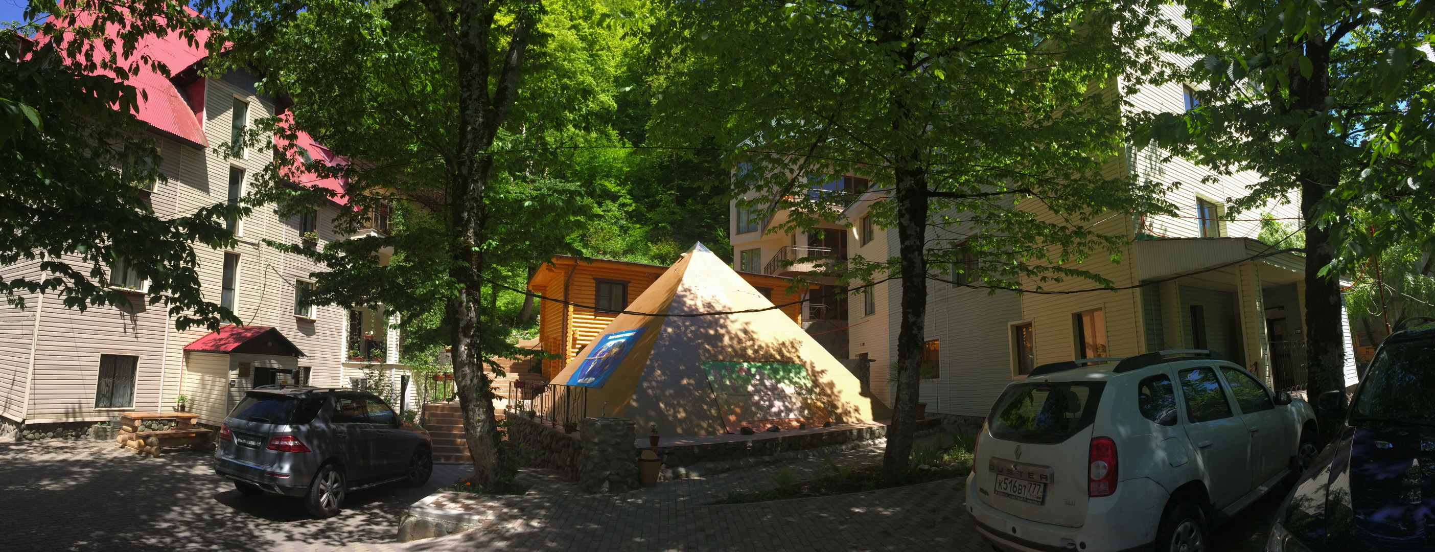 Гостевой дом Пирамида