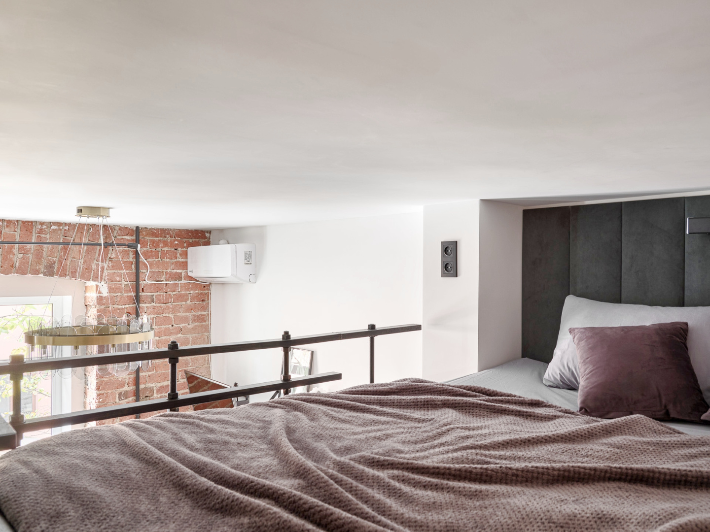 Апартаменты EasyGuest в стиле loft у метро Трубная