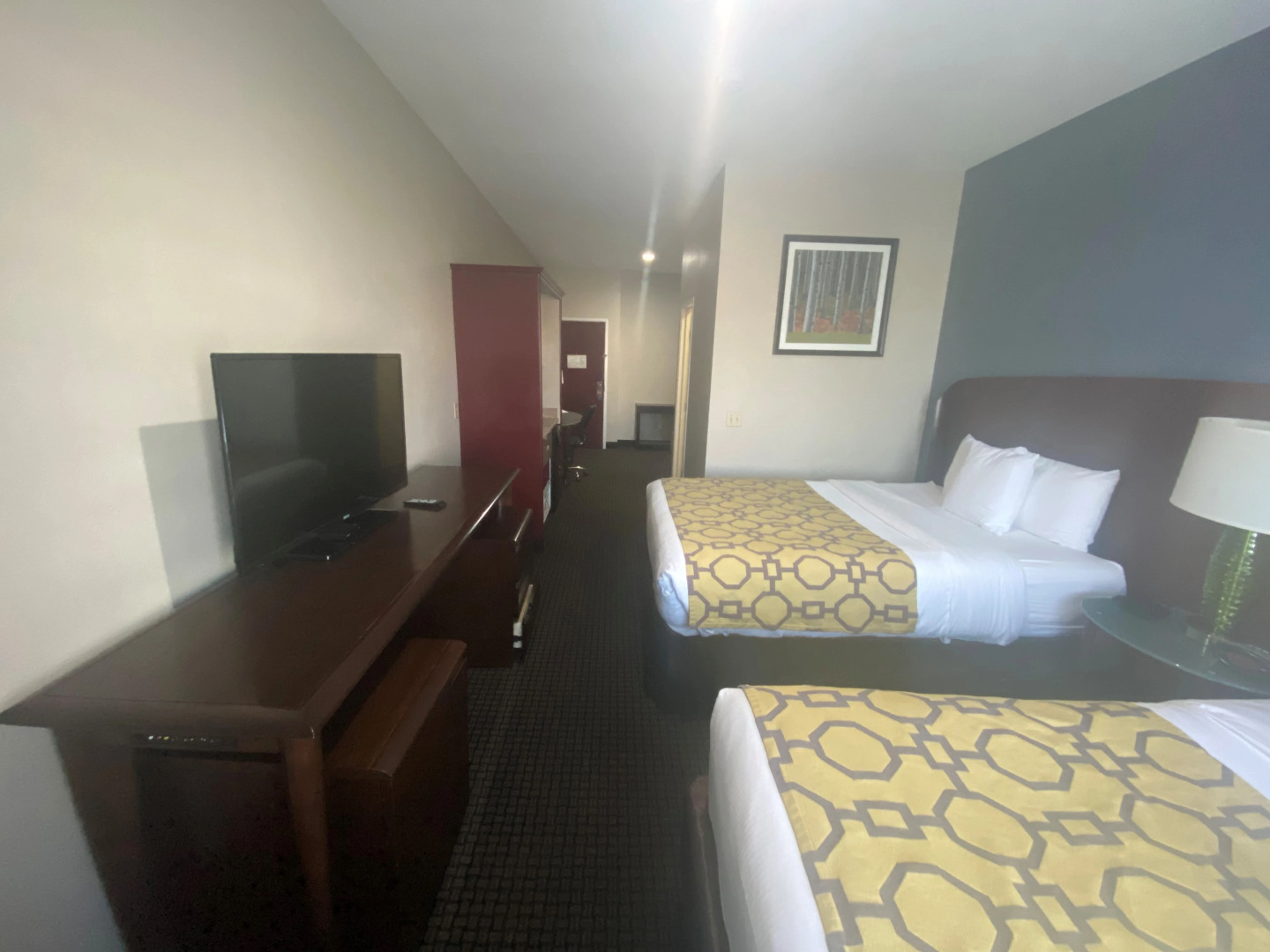Отель Baymont Inn and Suites