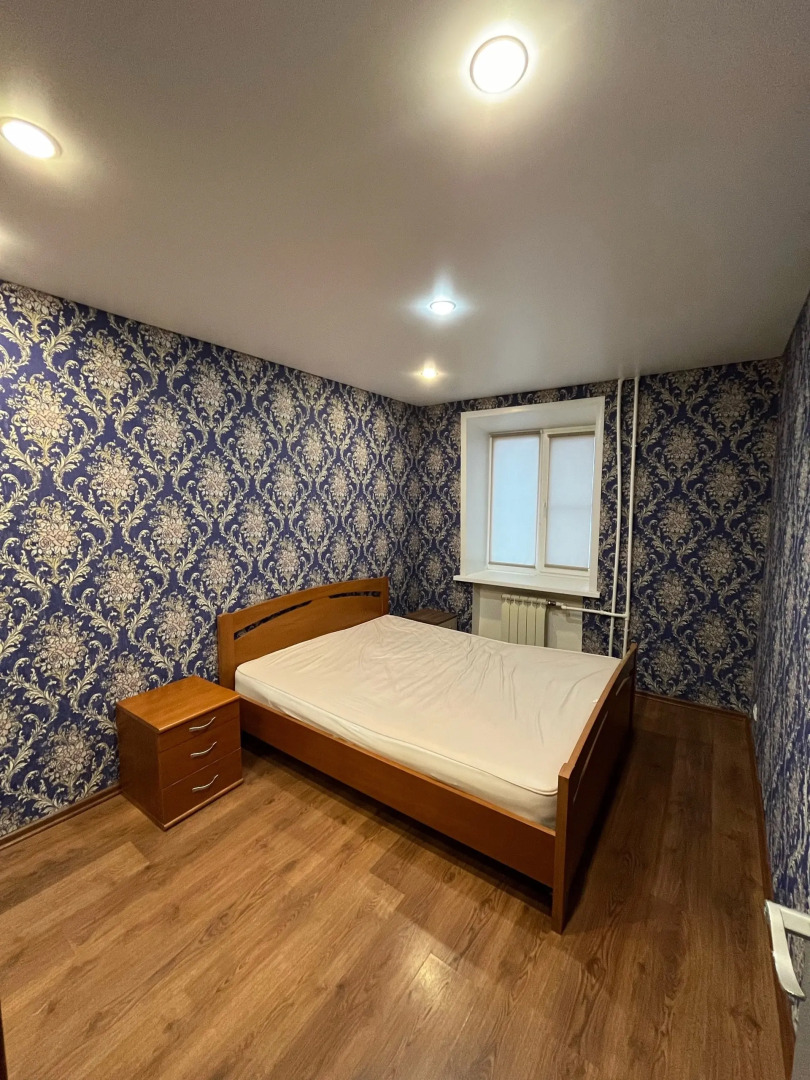 Квартира Трехкомнатная  в Лебедяни