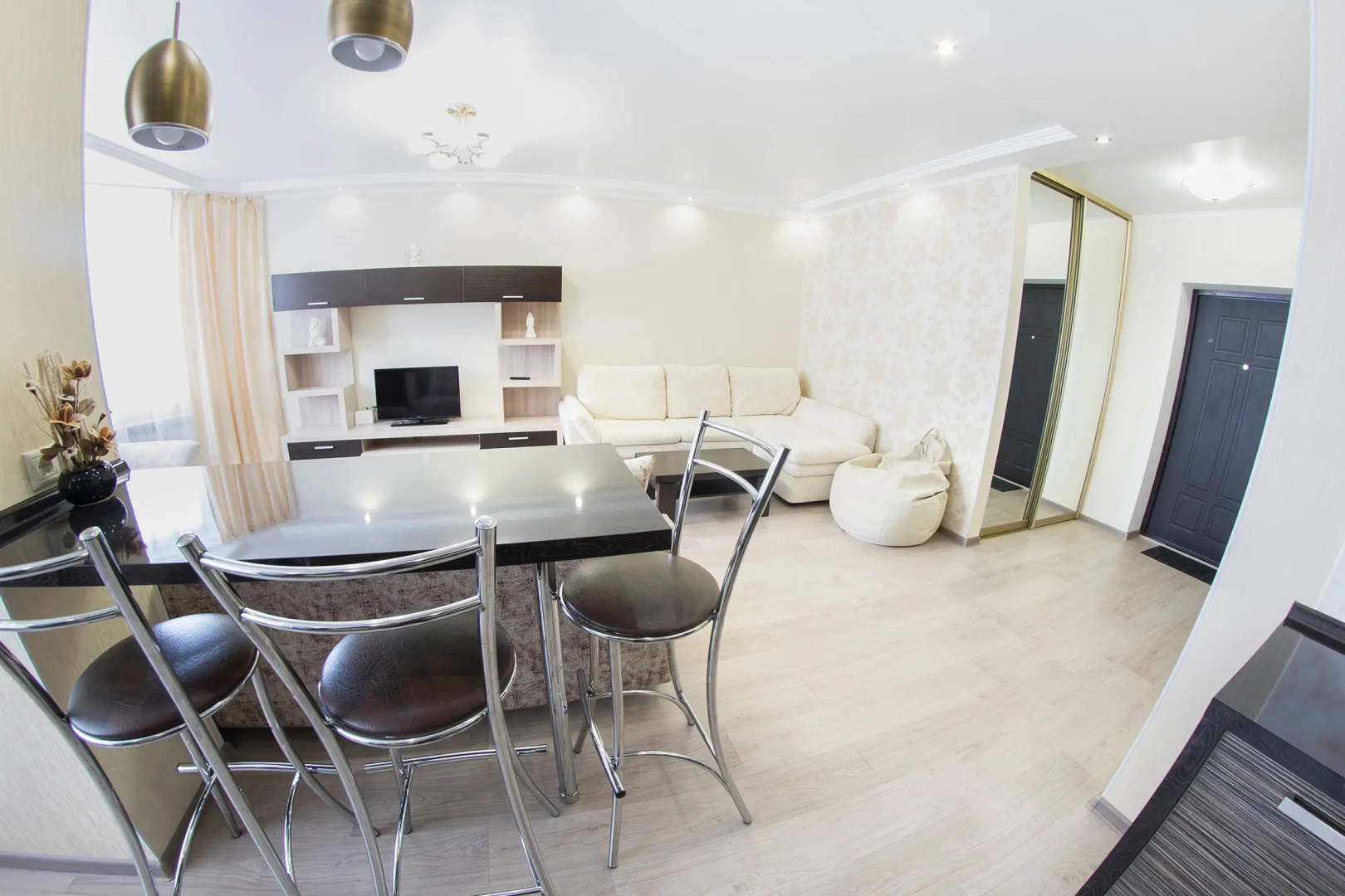 Апартаменты Saratov Lights на Мичурина55