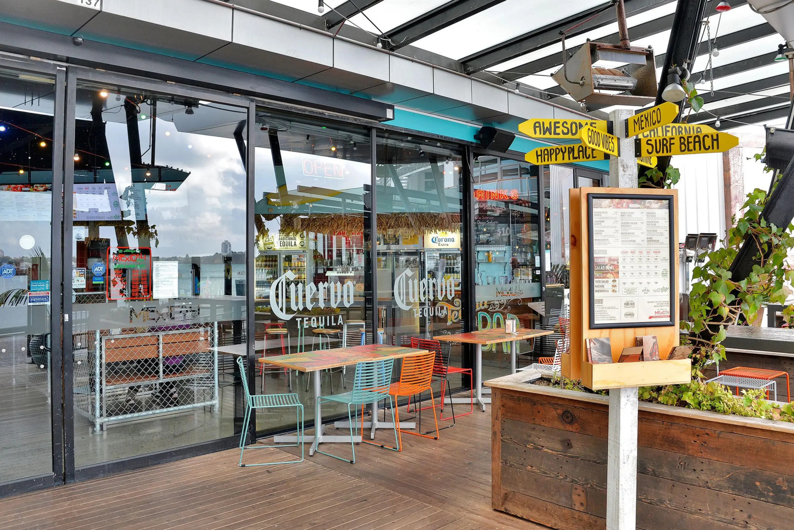 Апартаменты Waterfront Suites in the Heart of Auckland