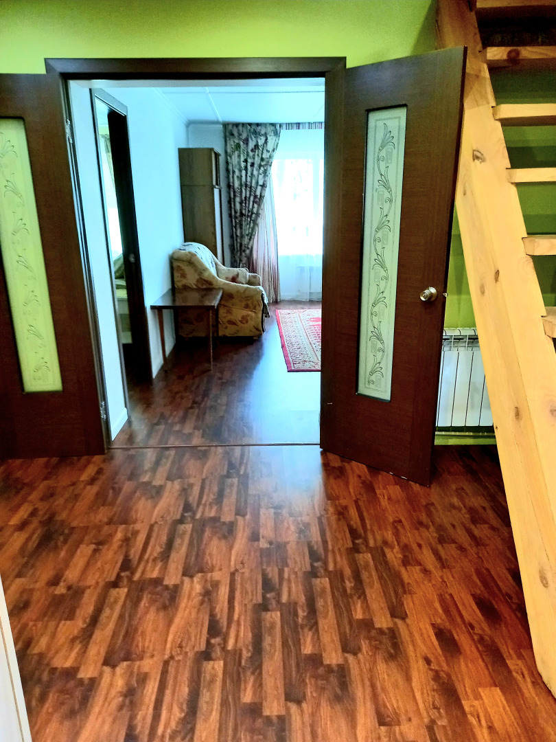 Дом у сосен