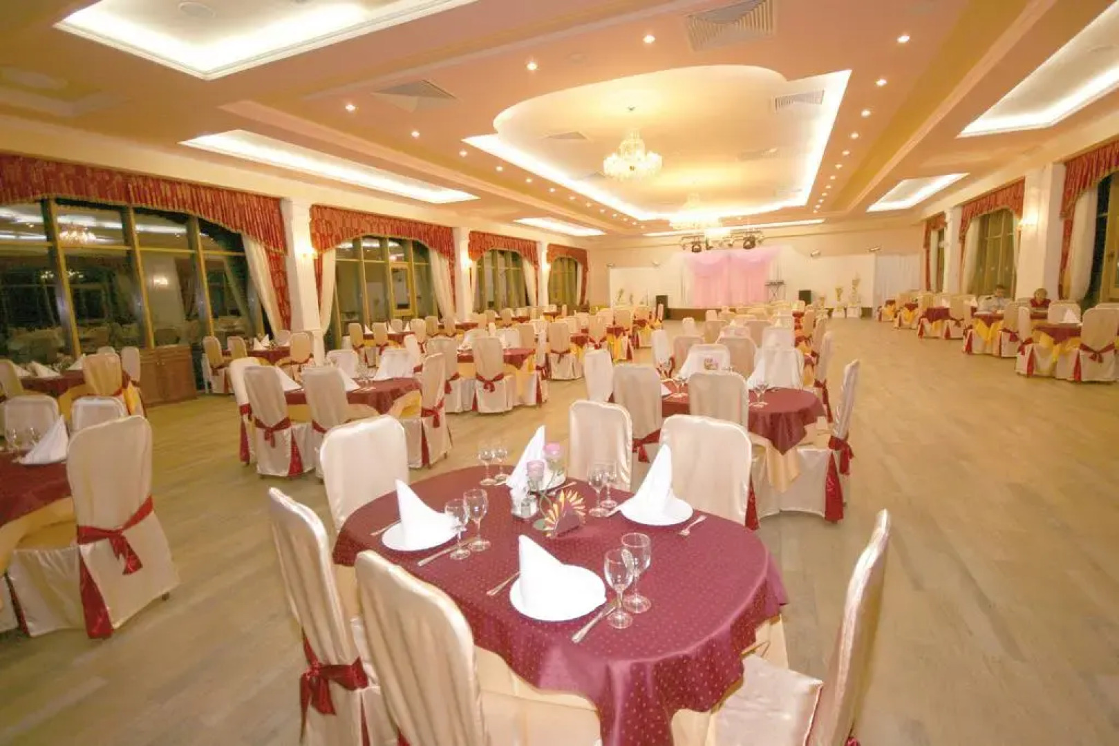 Парк-Отель Покровское