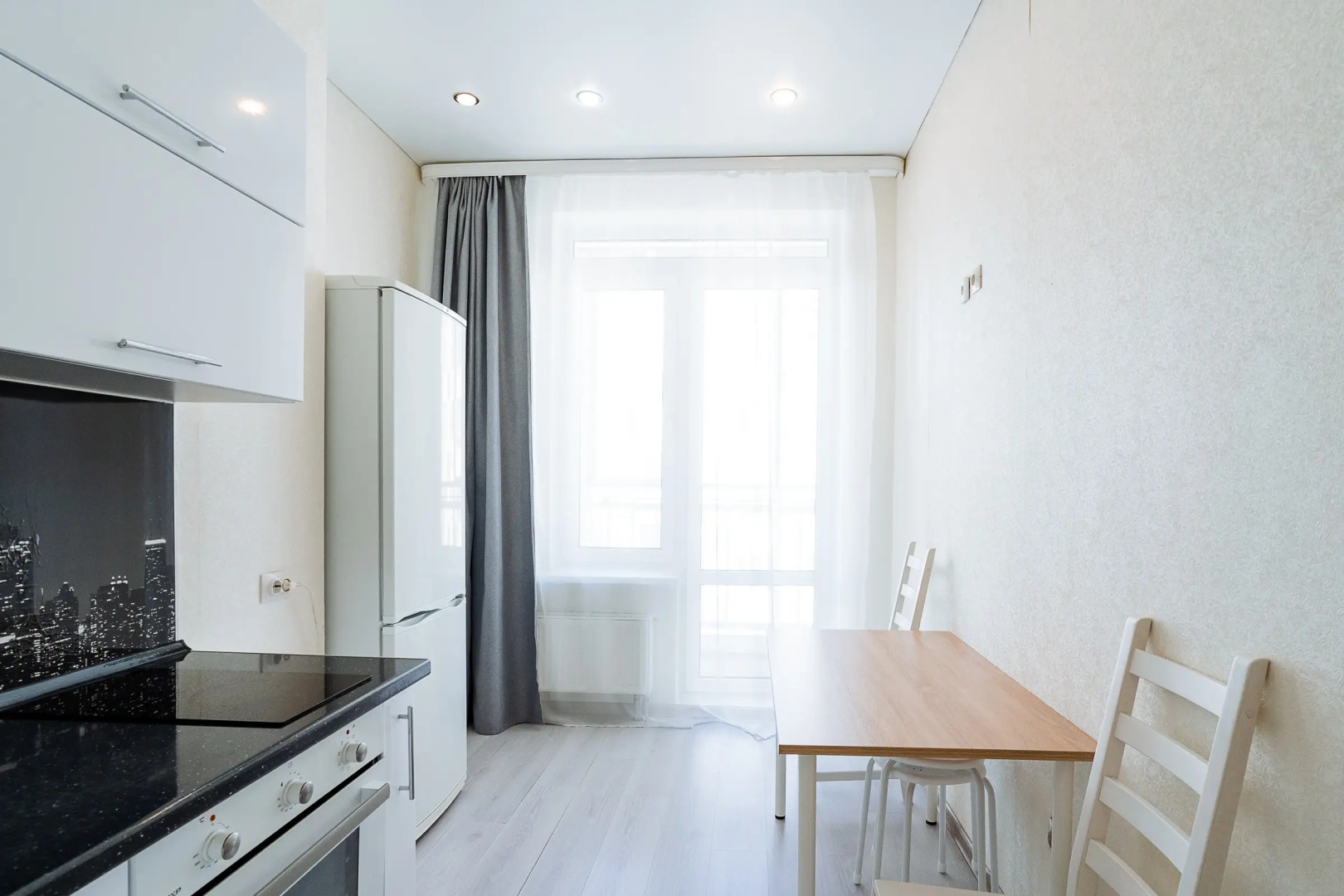 Апартаменты с отдельной кухней в ЖК Эрмитаж (Горсовет, Планета)