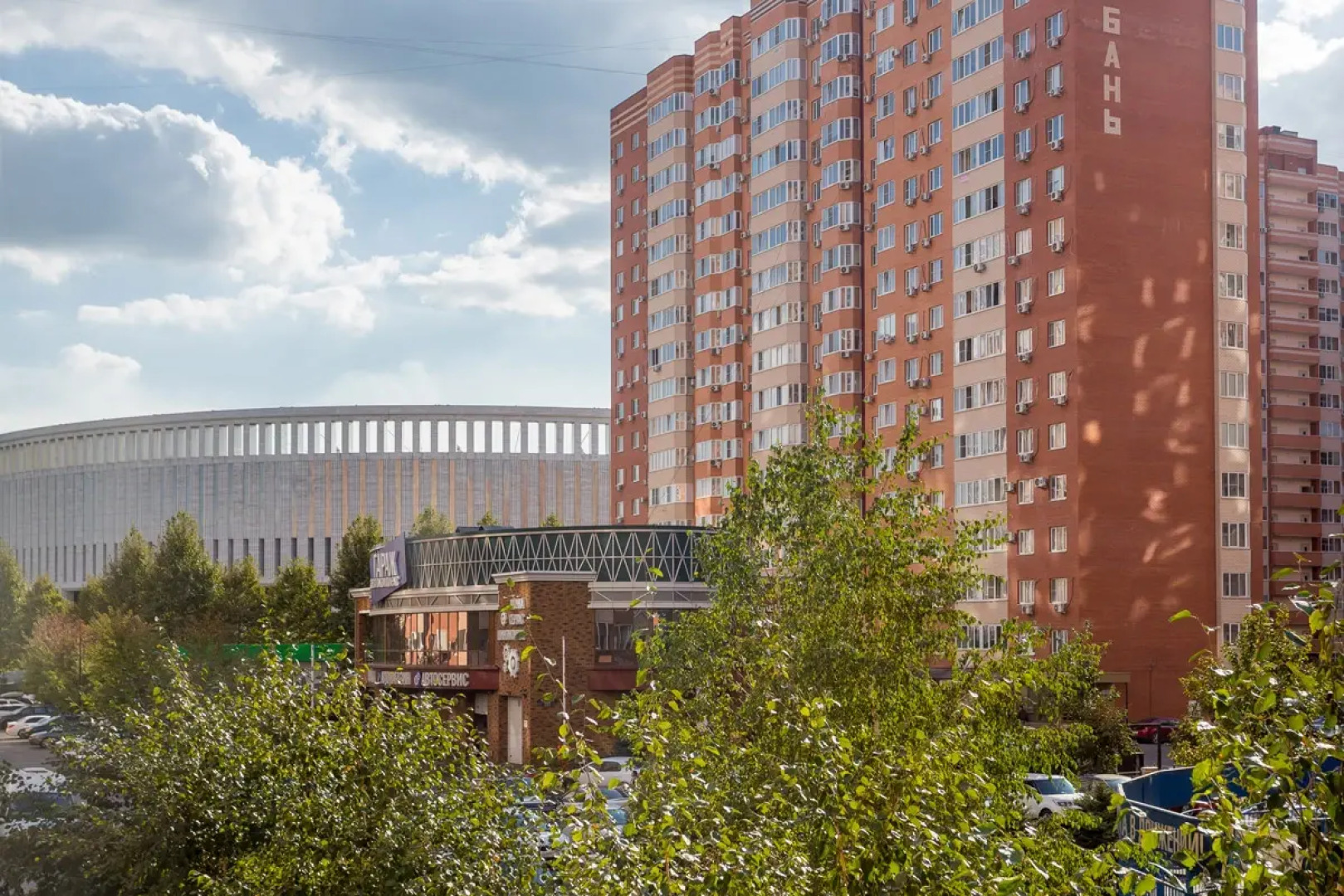 Апартаменты LikeHome Сапфир вблизи парка Галицкого