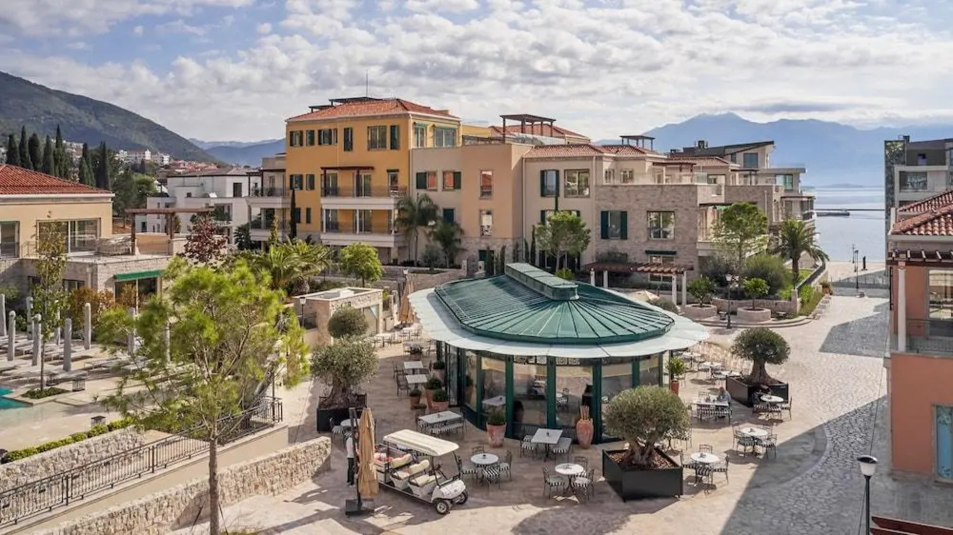 Курортный Отель Portonovi