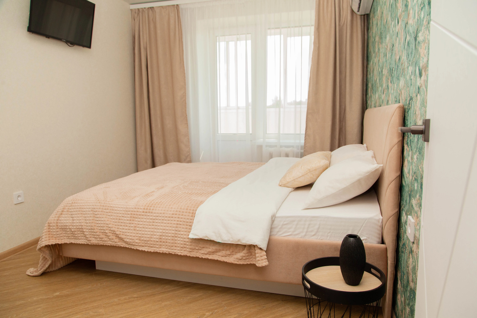 Квартира Двухкомнатные на улице Антонова 47