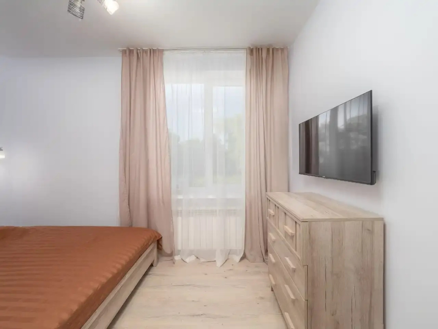 Апартаменты У Моря С Бассейном в ЖК Солнечный апр27