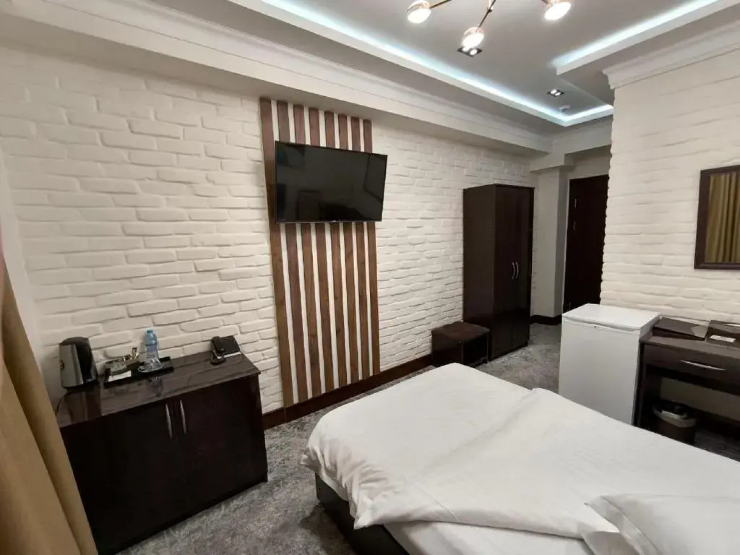 Отель Zarafshon Grand