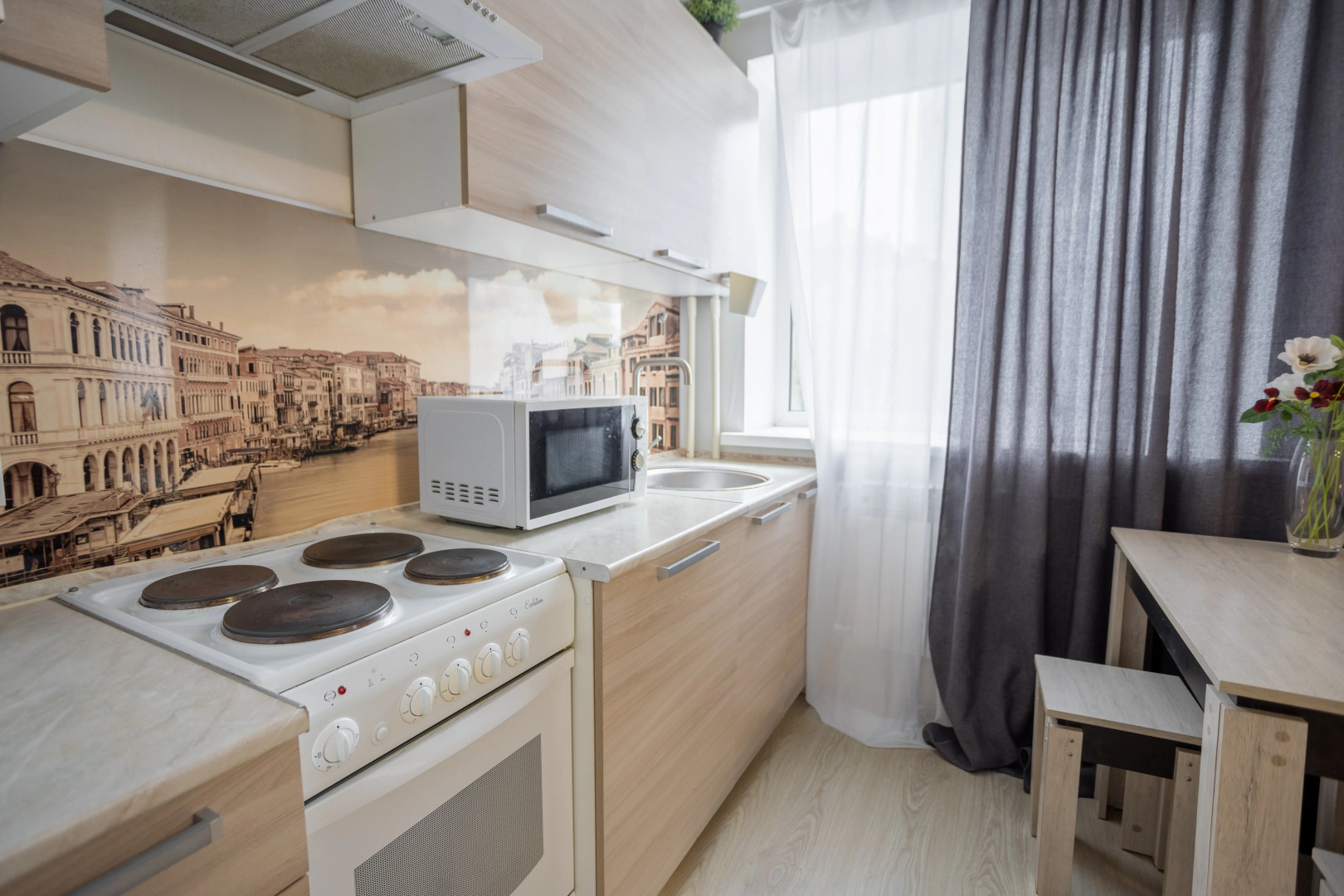 Апартаменты Санфировой 99