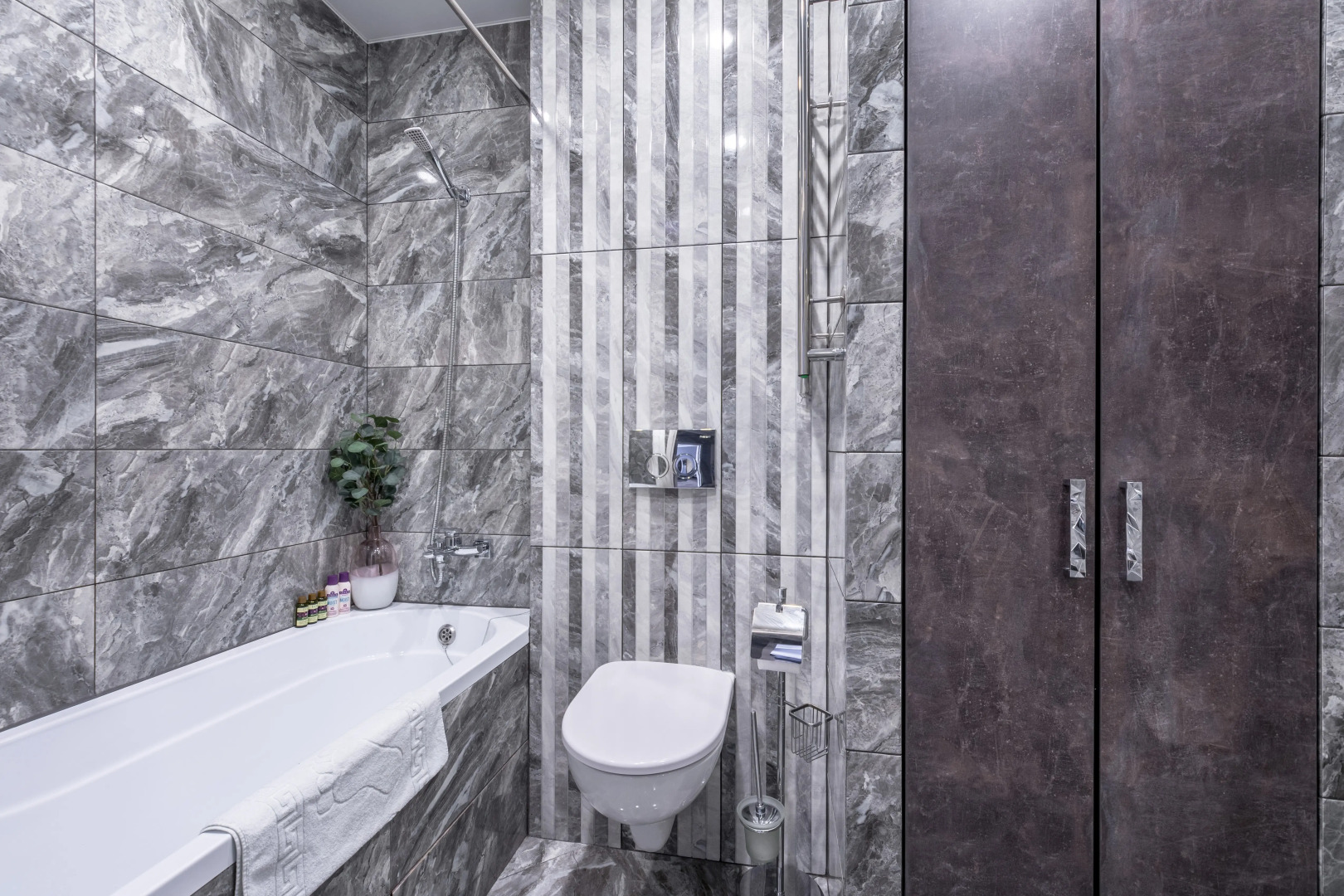 Апартаменты Bolshoi by Roomers 2005