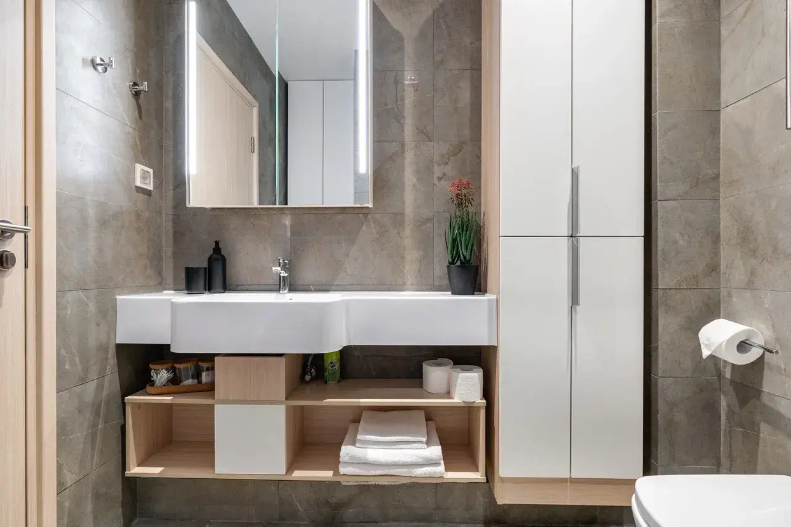 Апартаменты Family Apartment с панорамным видом на город