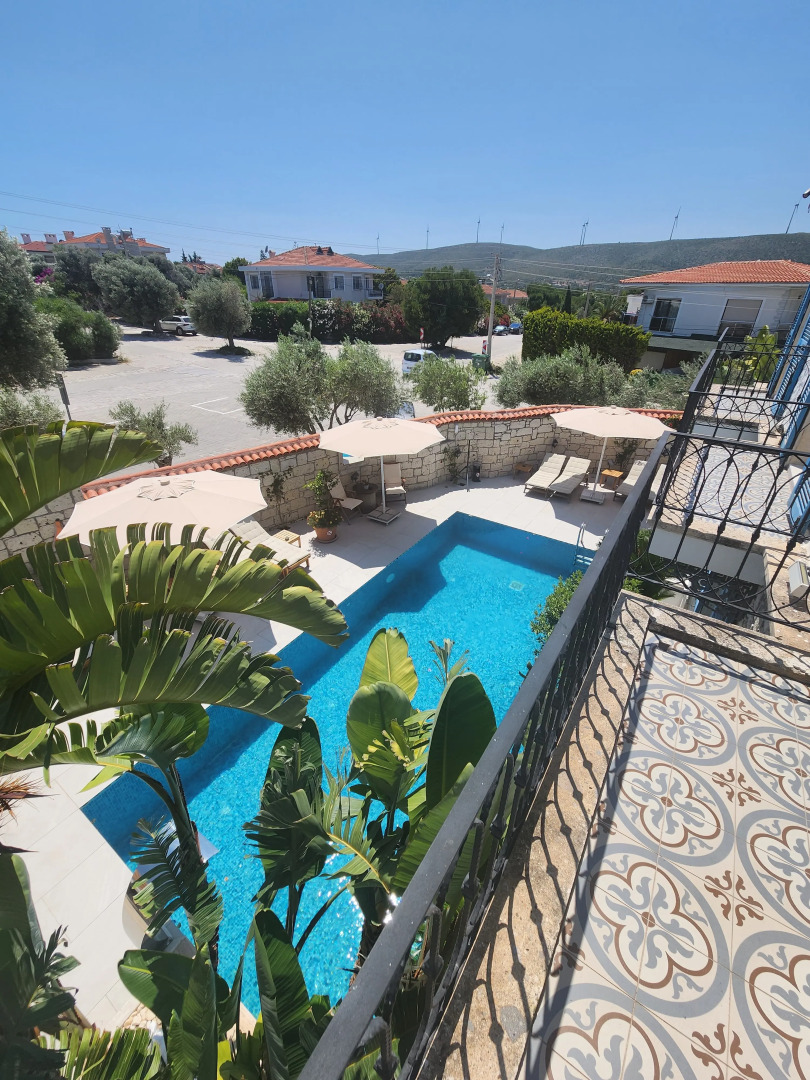 Tarcin Alacati Otel - Adults Only