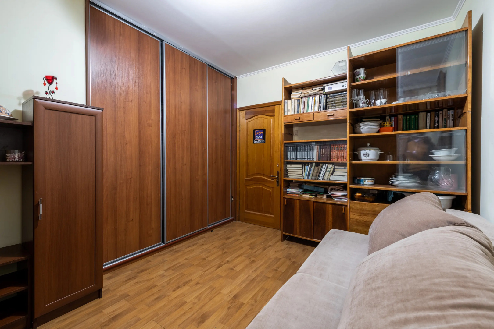 Апартаменты Domumetro на Введенского 24