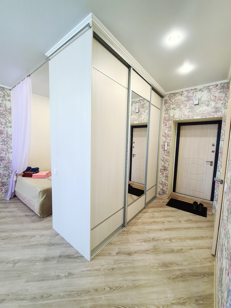 Апартаменты Красный Путь 101