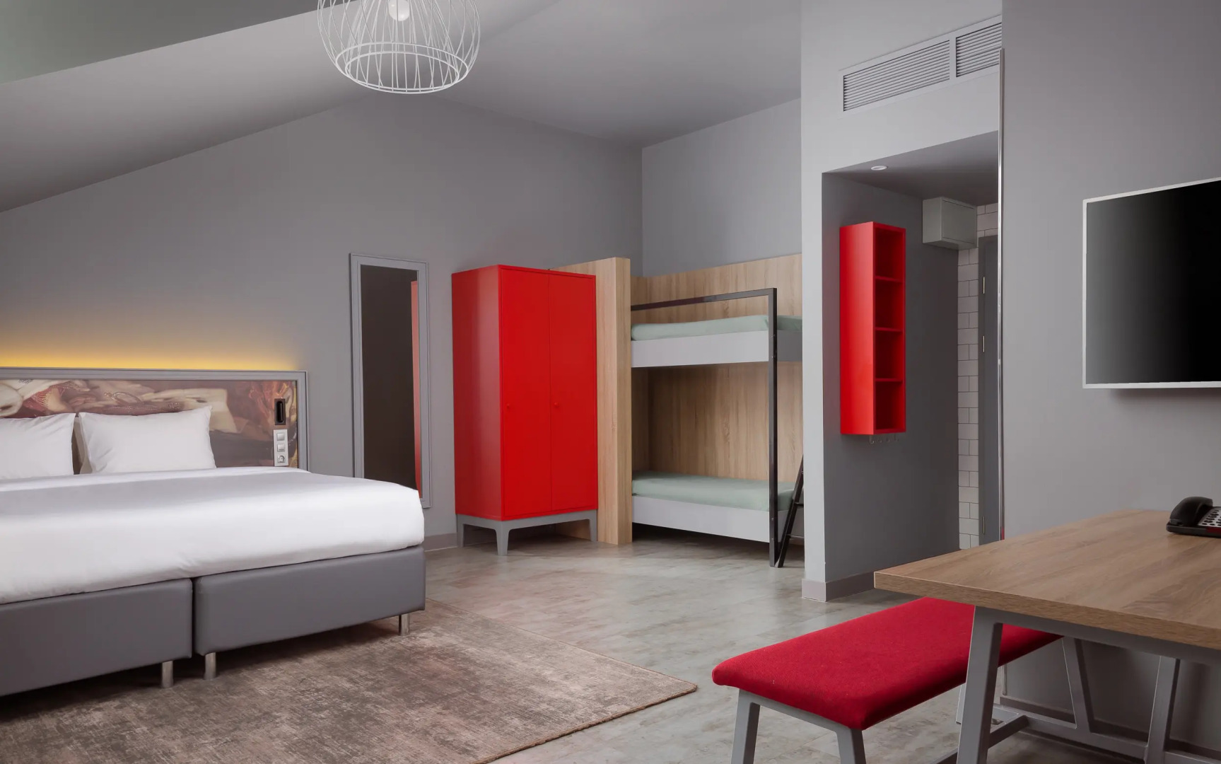 Театральная Площадь Отель