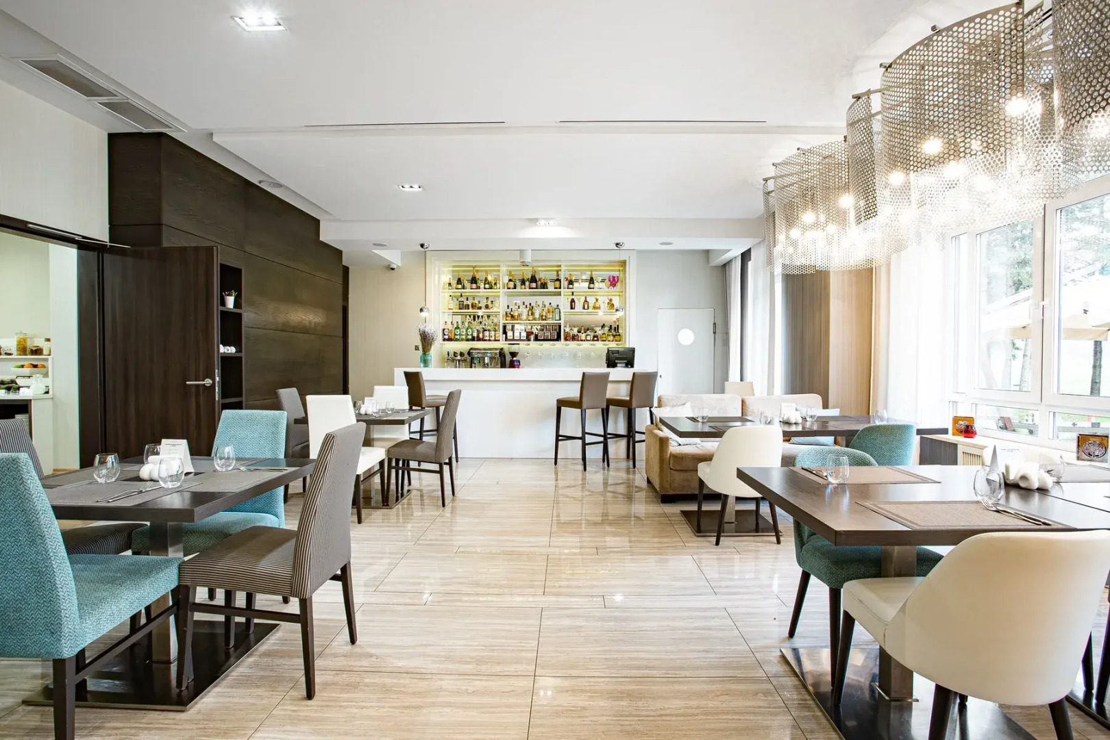 Апарт-Отель Ramada hotel&suites by Wyndham Novosibirsk Zhukovka