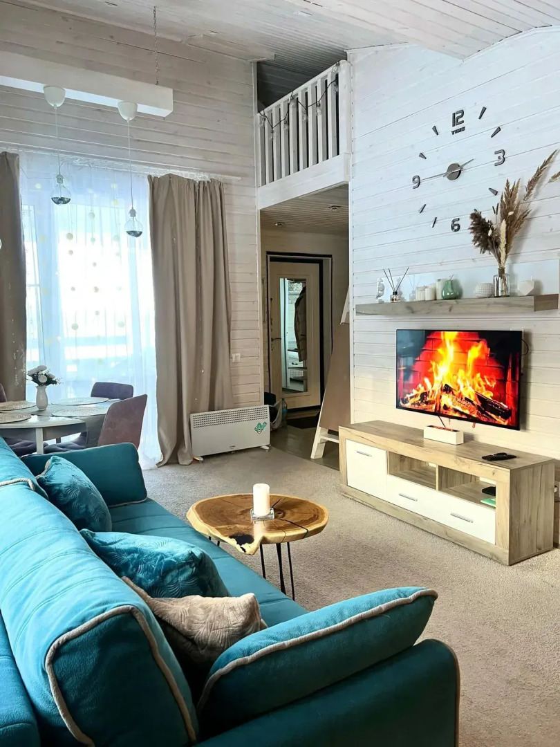 Частный дом Дом с березками