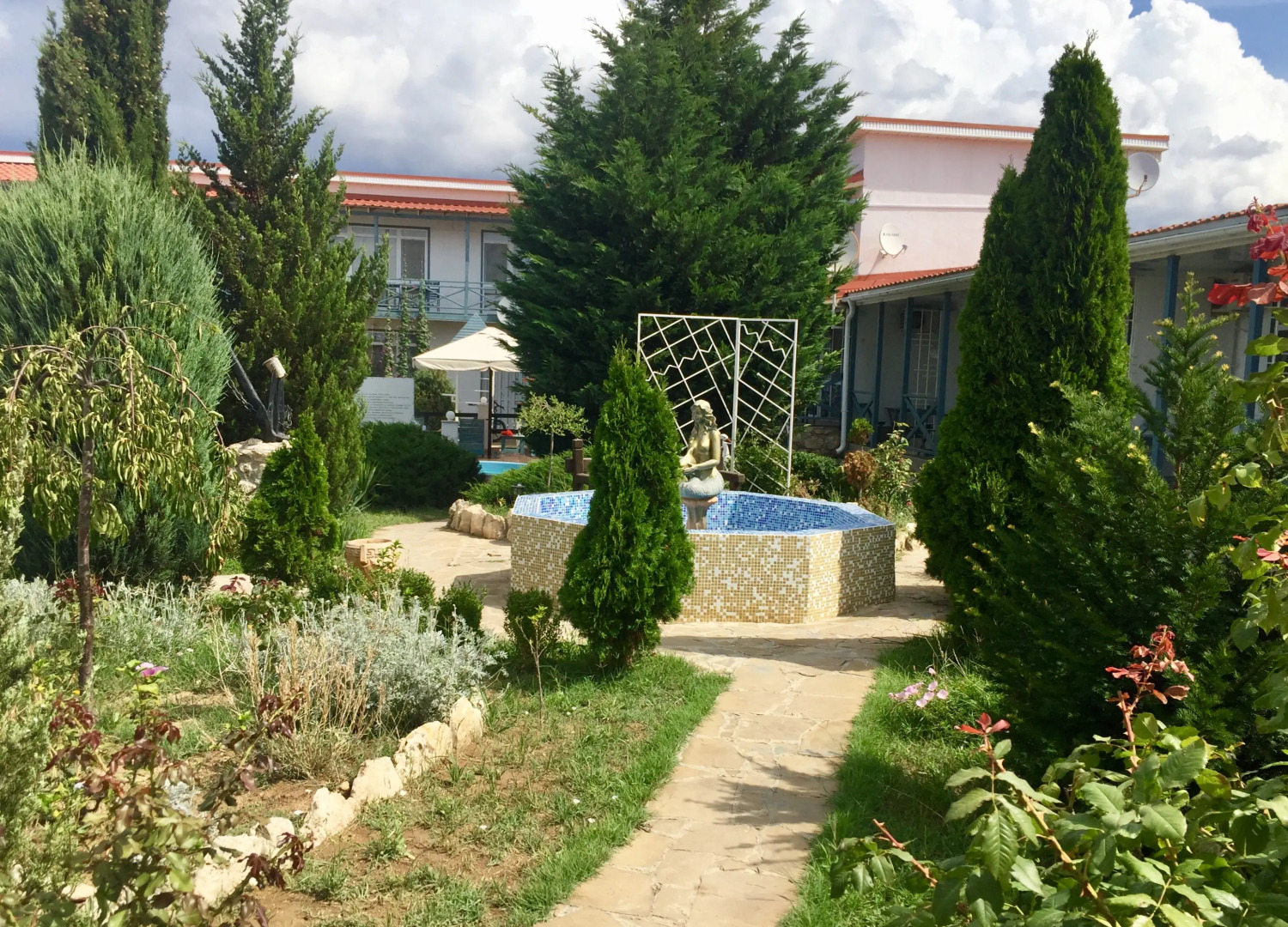 Zhemchuzhina Stepi Guest House