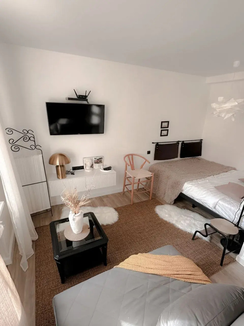 Квартира В. Первомайская