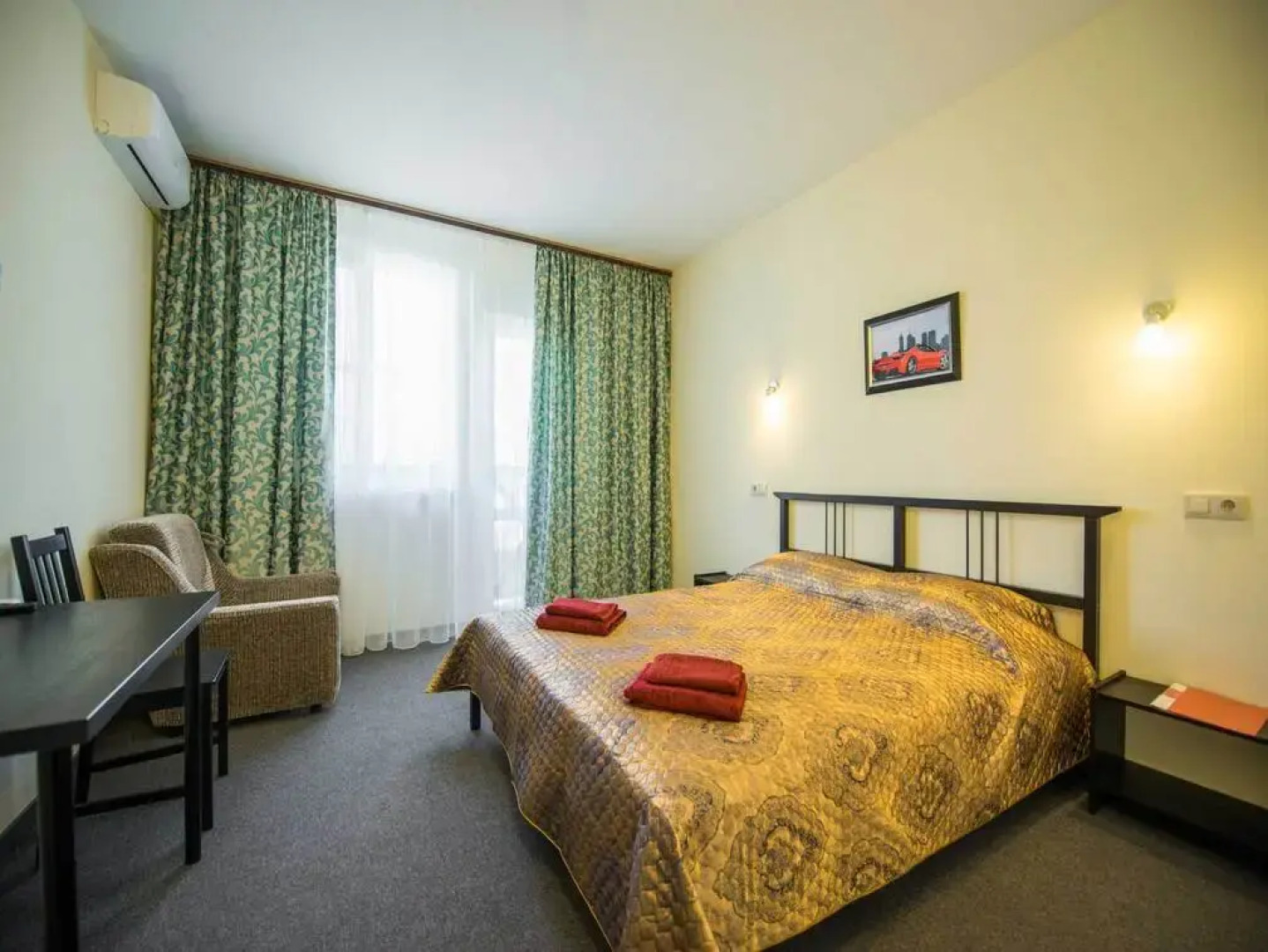 Отель Парус