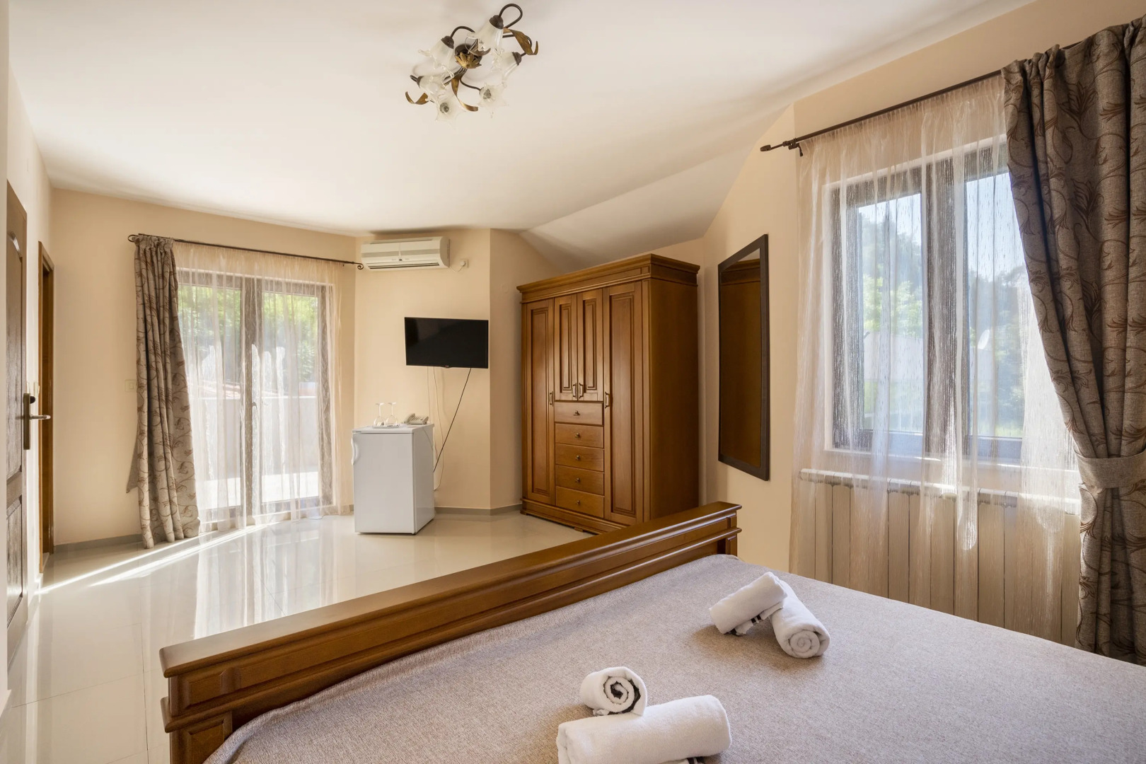 Yugoslavia Mini-Hotel