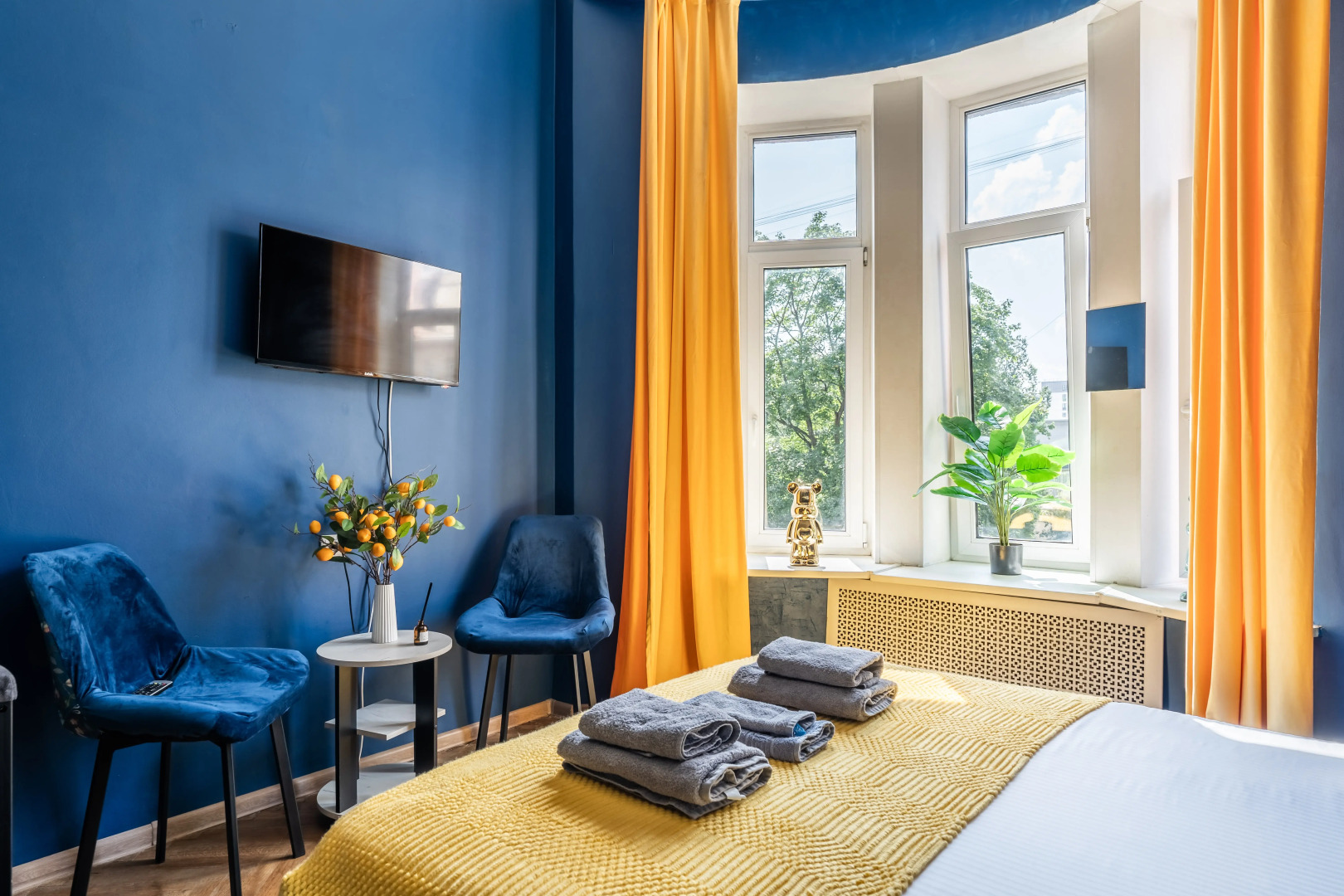 Апартаменты ВО 14/65 Синий свет