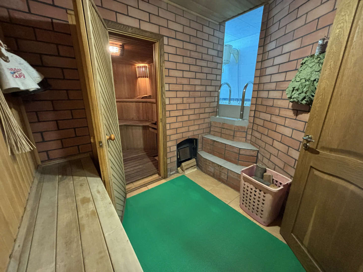 Вилла Шестикомнатная Усадьба Новознаменская