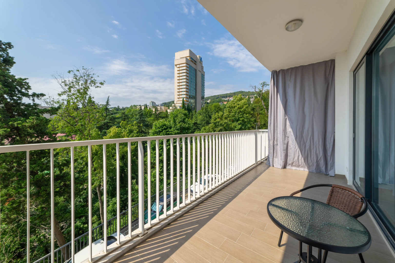 Апартаменты у моря в ЖК Актер Гэлакси 1