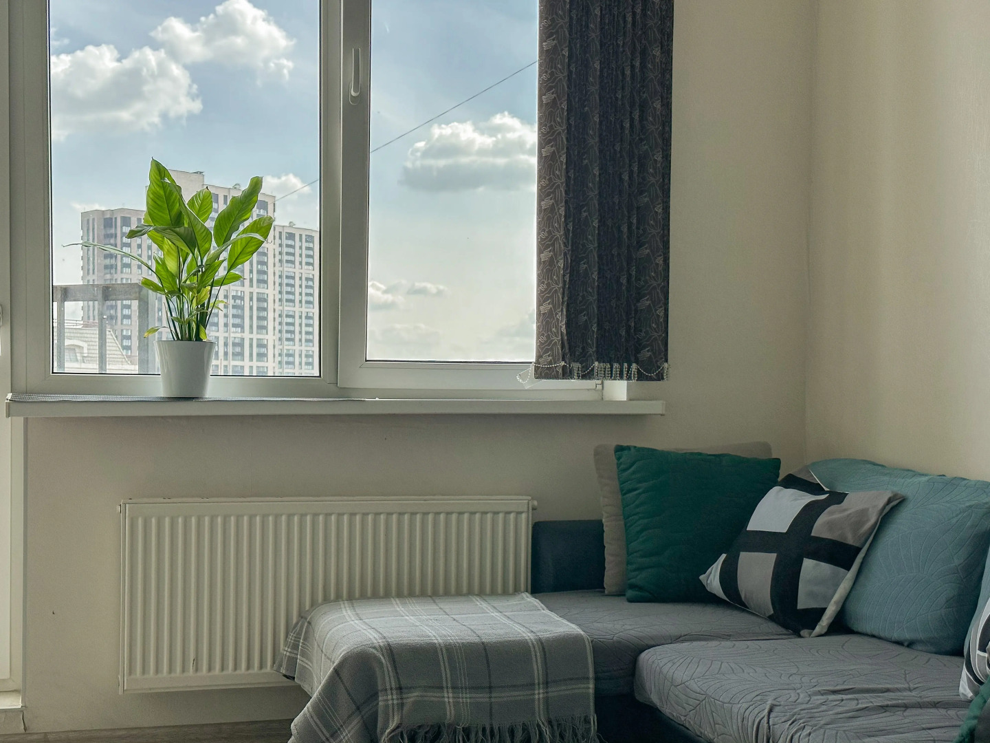 Апартаменты Комфортные светлые апартаменты у метро Беломорская