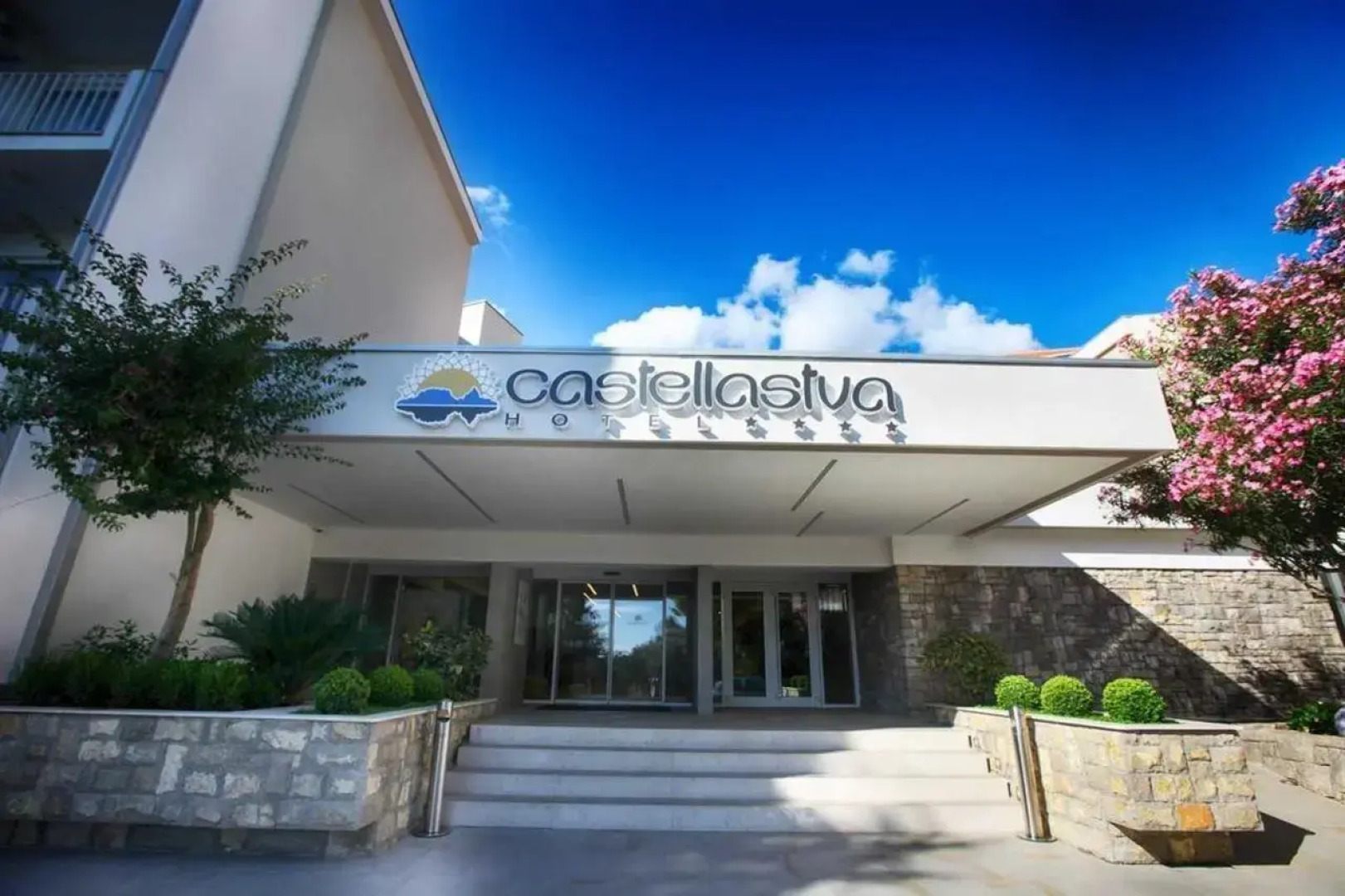 Отель Castellastva