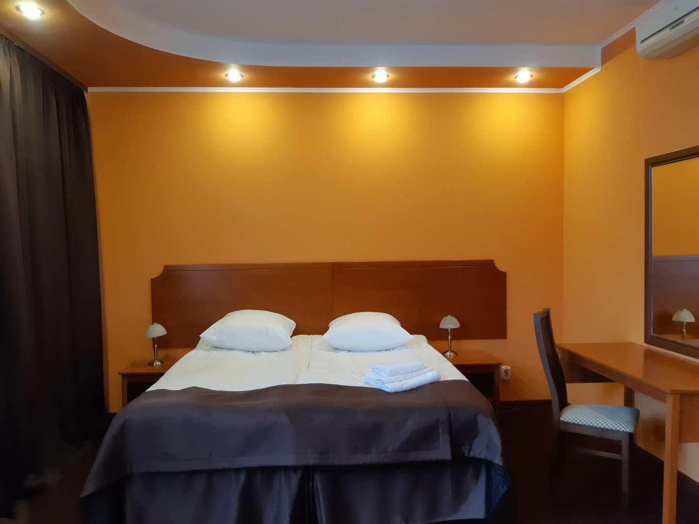 Гостиница Мега