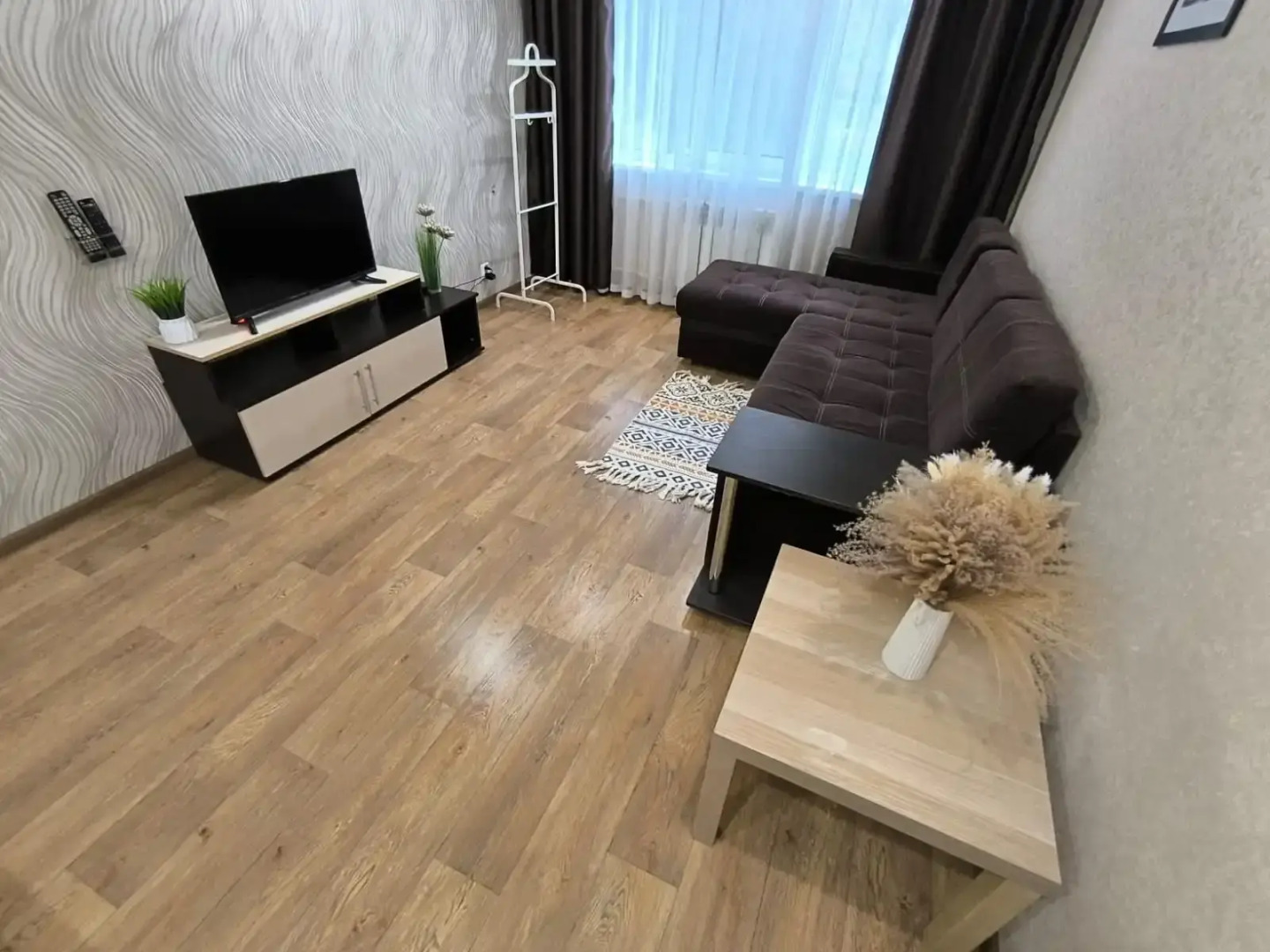 Апартаменты Октябрьской революции