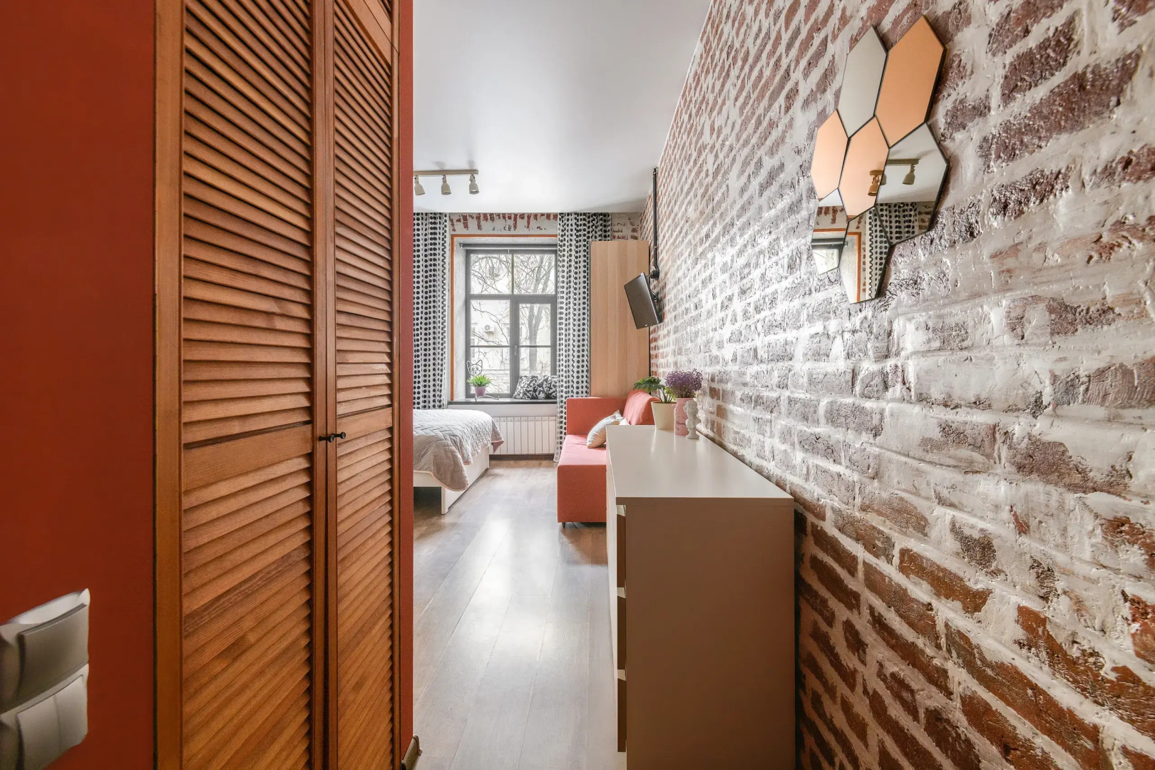 Апартаменты iRon Cat Loft Fontanka Семейный Лофт