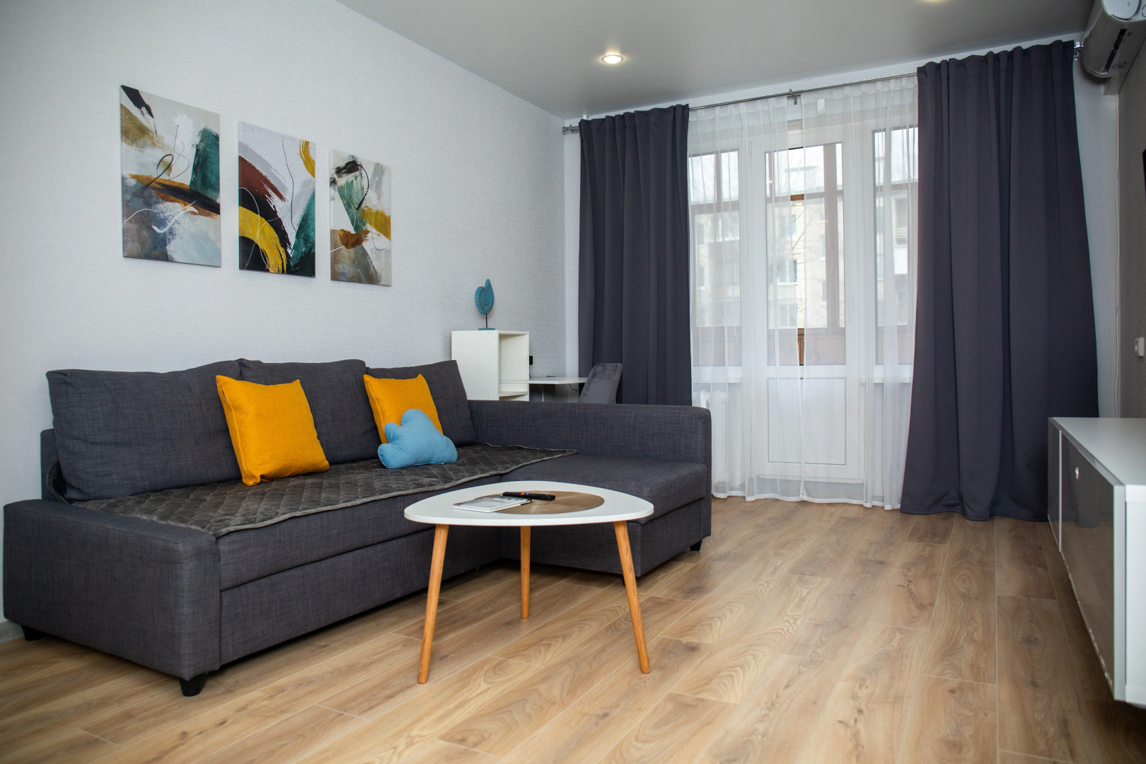 Квартира Уютная с новым ремонтом со всеми удобствами и уважением Курчатова 13