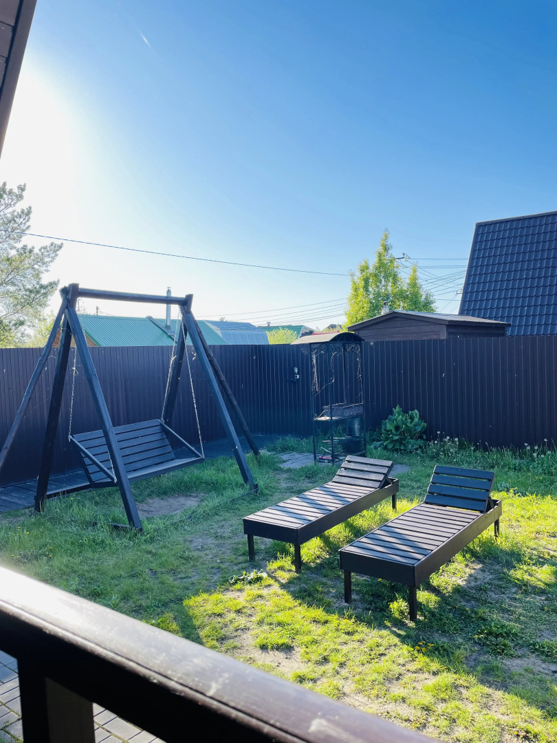 Частный дом на берегу залива Волги